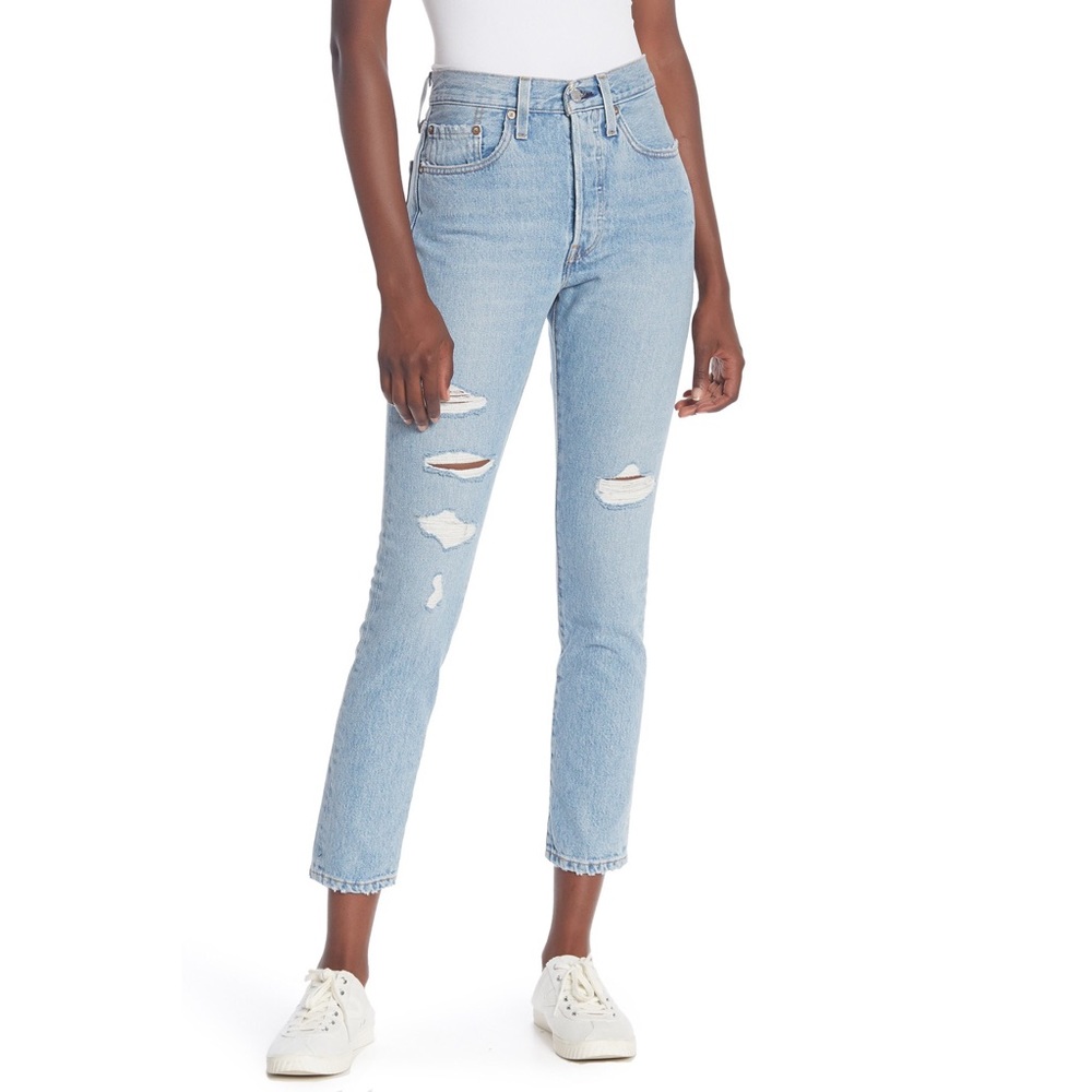 Levi’s 501 High Waisted Skinny Light Wash Jeans
